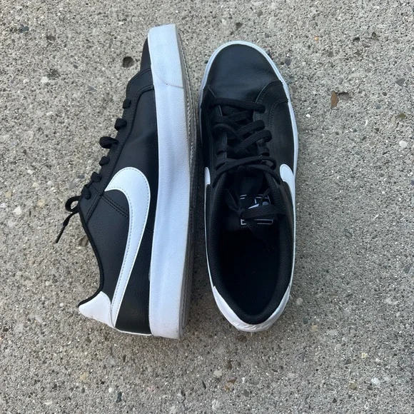 SHOE BUNDLE - Picture 3 of 6